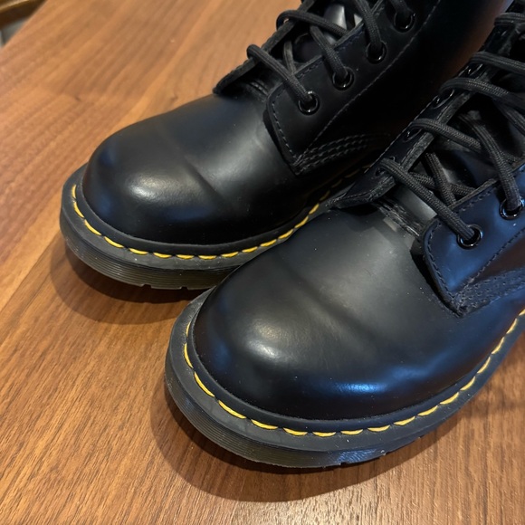 Dr. Martens The Original 1460 Black Smooth Leather Lace Up Durable Boots US 7 - Picture 4 of 10